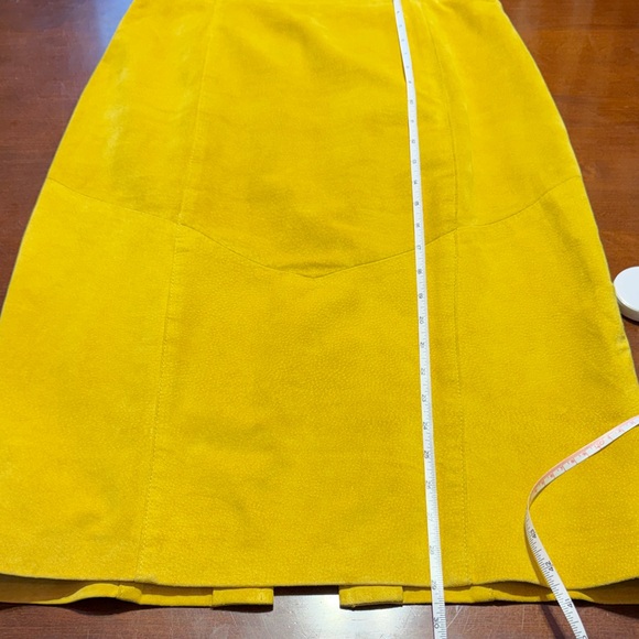 Vintage “Danier Leather” Skirt / Blazer Set - Picture 8 of 16